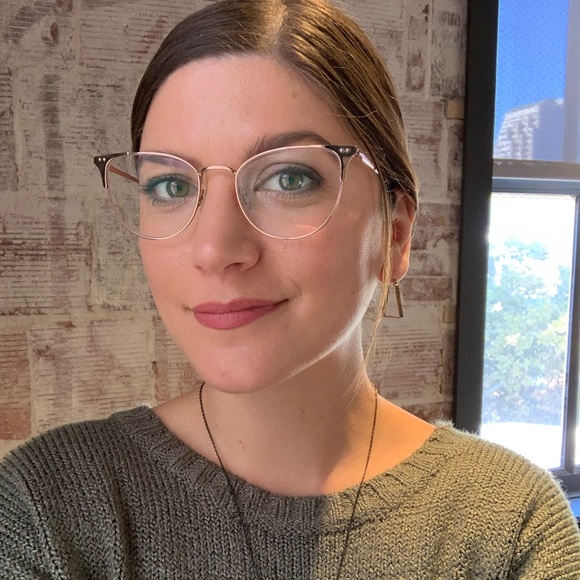 Meet your Posher, Julie - Picture 3 of 4